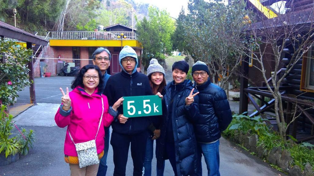 La La Shan 5.5Knong Zhuang Hualing Buitenkant foto